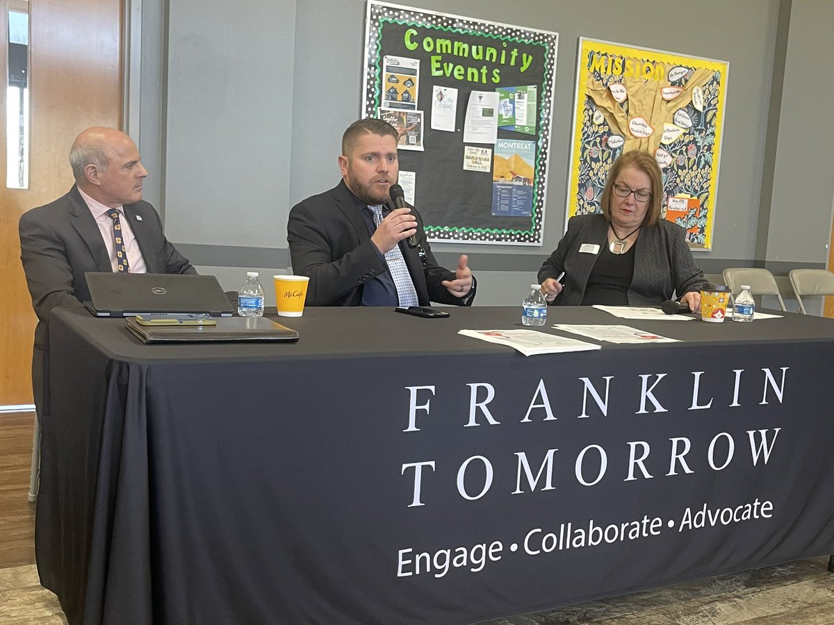 SouthernExp's tweet image. Kicking off #FrankTalks @Franklin2morrow with Star Reps @JakeMcCalmonTN and @GinoBulso @cassmjones1 @cmdpublishing @mindytate 
THANK YOU TO OUR SPONSORS!
@Williamson_Hlth @renasant @atmosenergy