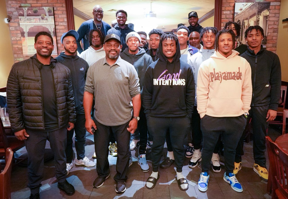 With that being said. I’d like to thank <a href="/LouCollierBB/">Lou Collier</a> <a href="/marvinfreeman84/">FreemanBaseball</a> &amp; Grip for pouring into this special group of young men this off-season. I saw growth on/ off the field. With the Super Bowl over it’s officially baseball season. I can’t wait to witness their hard work