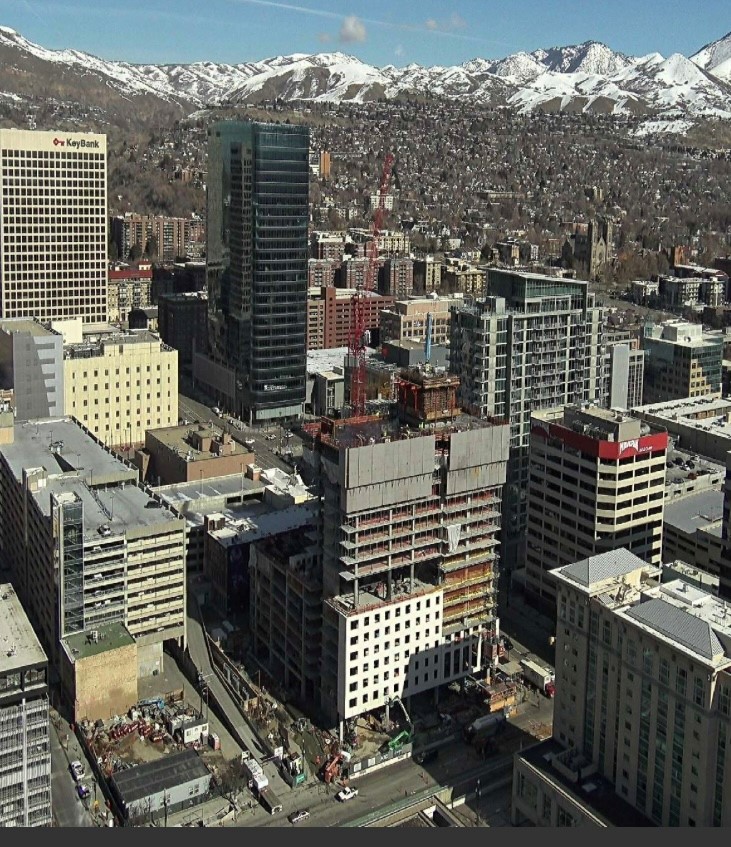 JacobsenBuilds's tweet photo. The Astra Tower continues to rise in downtown Salt Lake City! Concrete crews will be pouring the 18th floor soon, with 22 more floors to go. This will be the TALLEST building in downtown Salt Lake City! The building will be LEED Gold certified. 

#JacobsenBuilds #BuiltForLife https://t.co/Pp4wUZCO6w