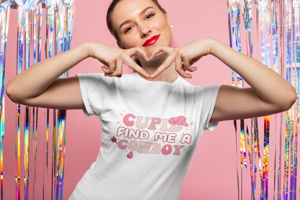 lastchaptershop's tweet image. Cupid, find me a cowboy...💘⁠
⁠
#lastchapter #romancemerch #heaandbookishbaes #thelastchapter #thelastchapterbookshop #bookgram #bookaholic #bookstore #bookshop #indiebookstore #bookshopping #bookbuying #bookishmerch #valentinesday #happyvalentinesday #cupid #cowboyromance