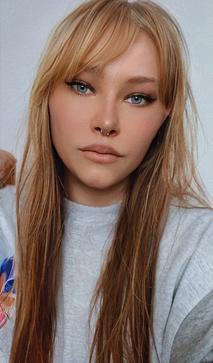 If you haven’t subscribed to my OF yet, seriously, what are you even doing?😂