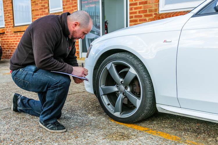 prem_wheels_rep's tweet photo. Premier Wheel Repairs provide competitive alloy wheel refurbishment solutions for all types of business from sole traders to dealership groups - we can create a package to suit your needs.

#cars #wheel #wheels #alloy #alloys #repair #repairs #restoration #supercars #supercar https://t.co/lgsVEG3mvi