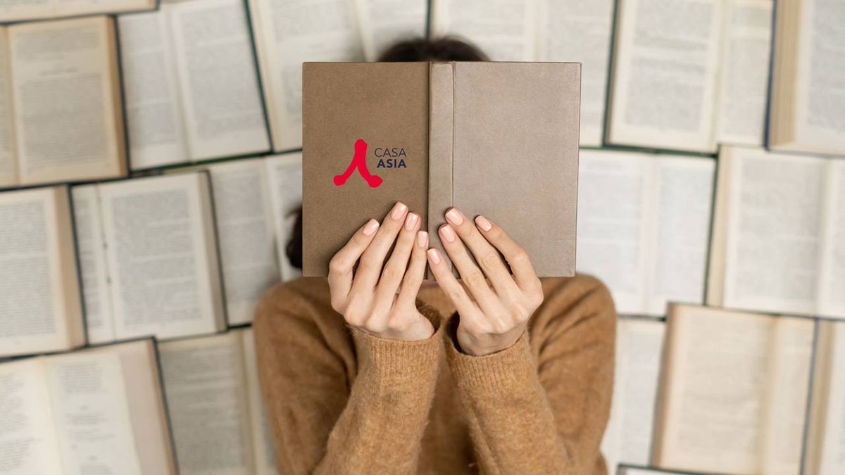 CasaAsia's tweet photo. Hoy, #DiaMundialdelaRadio📻, te presentamos los nuevos #podcasts sobre nuestras tertulias literarias 👇

📚🎧 Un recorrido literario por China, India, Corea e Irán de la mano de especialistas para profundizar en libros de autores/as asiáticos/as

https://t.co/1O7ScGqryy https://t.co/0T2xuS1H1N