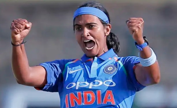 sportsnestbuzz's tweet photo. #WPL #WPLAuction #WPL2023 #WPL #WPLAuctionList
Shikha Pandey to play for Delhi Capitals, Sold to DC for 60 Lakh https://t.co/82EaHPeFRi