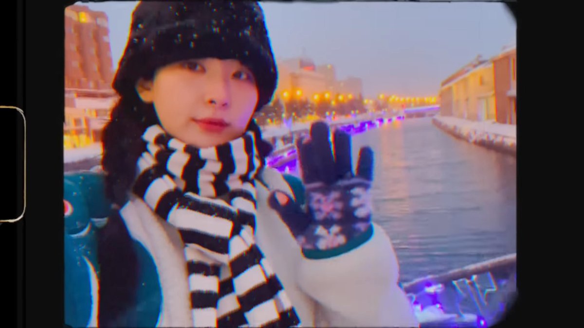 DC_SEULGI's tweet photo. 4:3 감성이 잘 어울리는 슬기~
밤 야경이 잘 어울리는 슬기~
나는 그런 슬기가 좋더랗 ^ㅅ^

🔗https://t.co/dCoLo7sNOJ

#Sapporo_Vlog
#Winter_Trip_In_Sapporo https://t.co/mTsFVW3lie