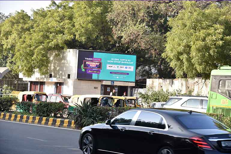 MediaInfoline's tweet image. Times Prime collaborates with Prooh Technologies to put an interactive twist to its successful OOH campaign

More : mediainfoline.com/ooh/times-prim… 

#mediainfoline #TimesPrime #collaborates #ProohTechnologies #interactive #twist #successful #OOH #campaign
#oohcampaign