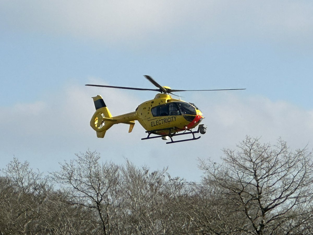 jamesvertigan's tweet photo. #GridSpotted over Meshaw about 10 minutes ago! @gridcustomersuk https://t.co/atwkgOnGdZ