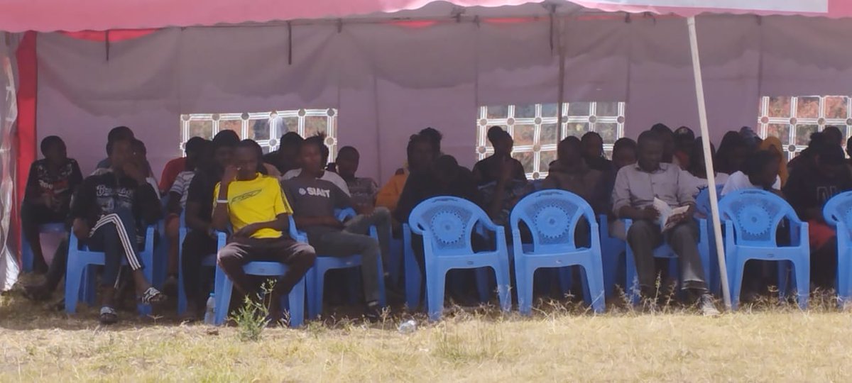 YBN_Kenya's tweet photo. On 11th Saturday 2023: #youthbilanoma, Nakuru County Government - Official  and Baharini Forum amongst other stakeholders held a #YouthForum which targeted the young people especially the form four(4) leavers on matters #education.

#youthbilanoma #elimubora #maishabora https://t.co/6kPvr2SdSS