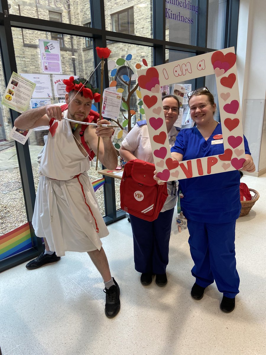 LDRGN_'s tweet photo. โฆ@Amu1Bradfordโฉ keeping our people with a #LD safe. #vipredrucksacks #criticalmeds #knowyourpt #reduceptstay #personcentredcare #mca ๐๐๐โค๏ธโค๏ธ#cupid https://t.co/fhUoF2yNmW