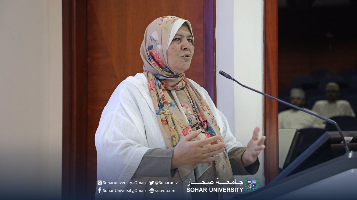 عقدت كلية التربية والآداب بـ #جامعة_صحار ندوة تربوية إرشادية بعنوان مهارات معلمي التربية الموسيقية لمواكبة سوق العمل. وتهدف الندوة إلى تكوين حالة من الوعي لدى طلبة التربية الموسيقية نحو سوق العمل. وقد قدم الندوة د. شريف محمد مشرف تربوي في وزارة التربية والتعليم وأدارتها د. مرفت