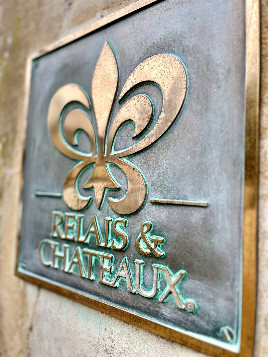 We are pleased to announce that our new Relais & Chateaux website is now live! Visit the link below to start dreaming about your next adventure ✨ relaischateaux.com/gb/destination…