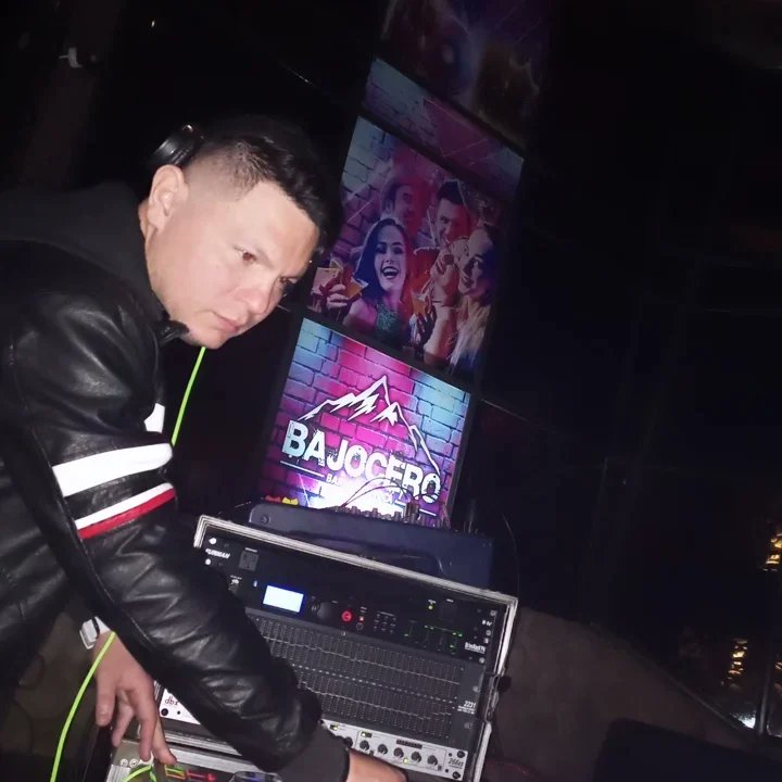 Djrased (@djrased) on Twitter photo 