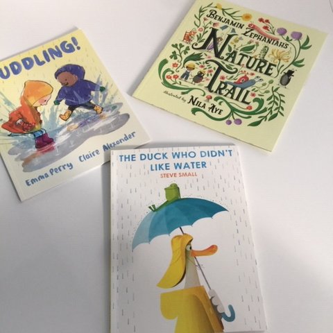 DerbyBookFest's tweet photo. Lots of you may know us best for our book Festivals (held twice a year), but we also do a lot of community work. We're delighted our Early Years Project with @DerbyUni @DerbyUniPress is underway. Today the students received the books they'll use to create story sacks #kidslit https://t.co/onkJ4fKdHu