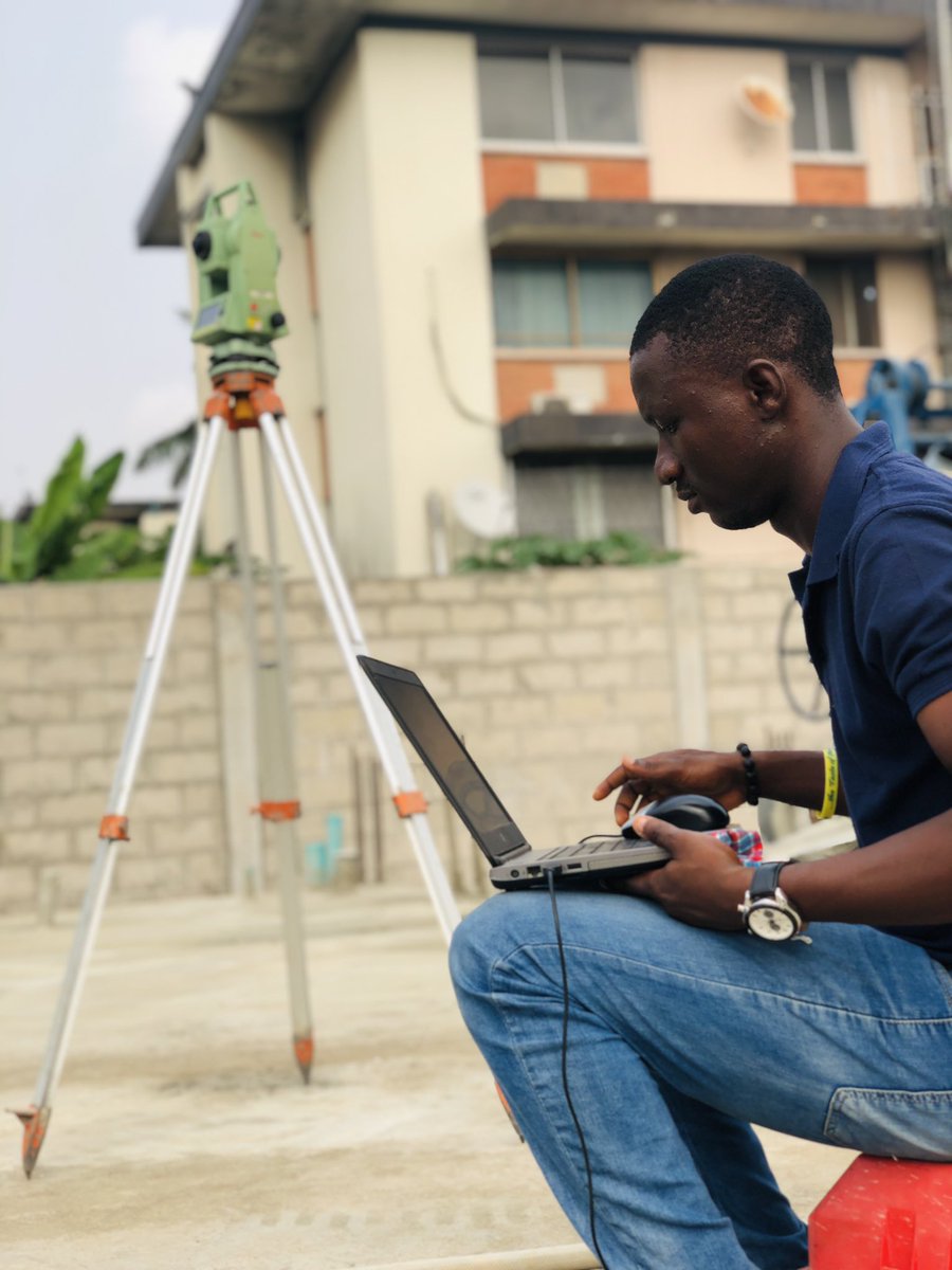 _costita26's tweet image. The road to success is always under construction.
It’s a blessed week already.
For any land related matter and construction as well, I am always available.
#surveyors.
#settingoutengineer.
#constructionworker