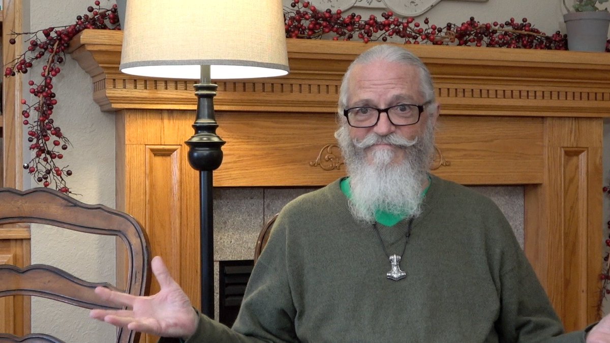 LindaEastburn's tweet image. Listen to bigfoot.
#jeffmeldrum #davidpaulides #ronmorehead
youtube.com/watch?v=CiaMpS…