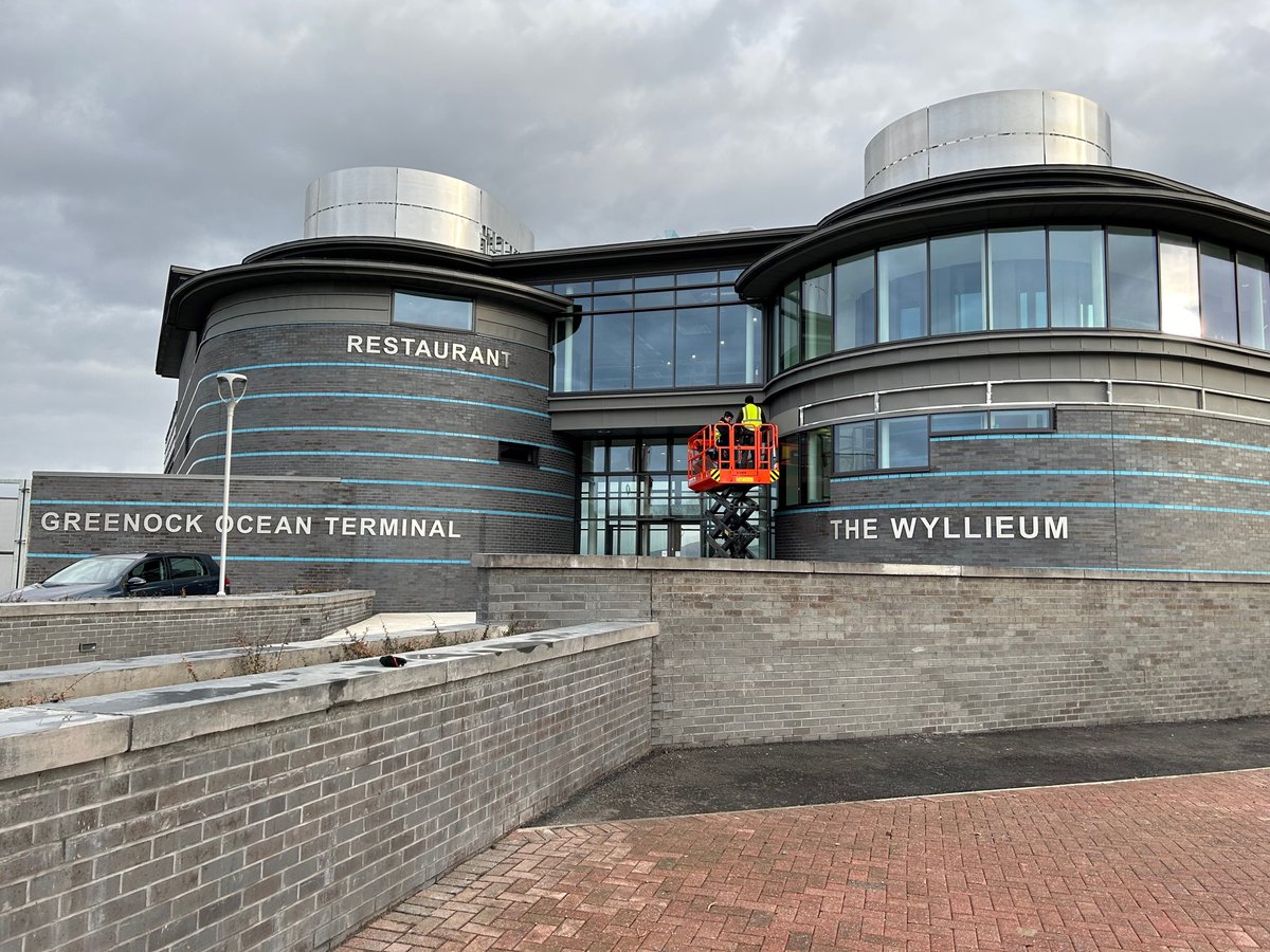 Work on the @BuzzworksLife Scotts restaurant at the new Greenock Cruise Ship Visitor Centre is getting underway with 70 jobs on the menu
➡️ discoverinverclyde.com/work-set-to-be…

#DiscoverInverclyde
#InverclydeWorks 
#CityDeal #Greenock #ScotlandIsCalling