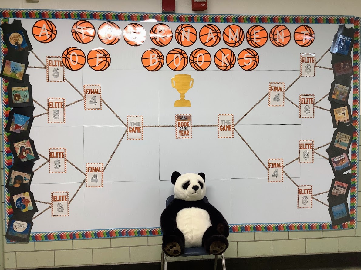 PrimroseLibrary's tweet image. Football season may be over, but book season has just begun! 16 books make up our bracket @Primrose_School. Who will receive the Primrose Paddy Medal? Join us each week for a head-to-head match until the Big Game in June!
1st up: Knight Owl vs. Tiny Dino