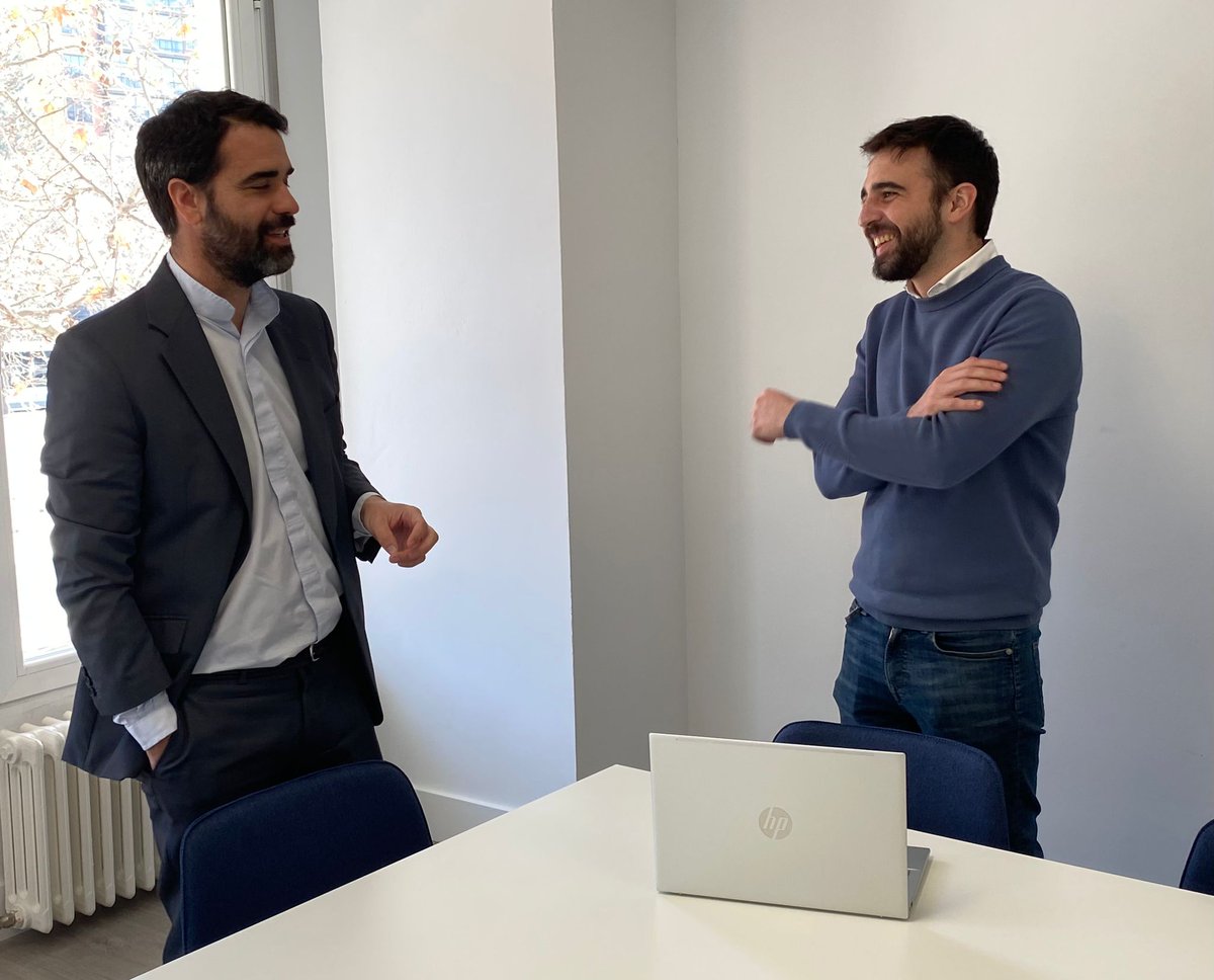 Estrategos (@estrategoses) on Twitter photo Hoy vuelve con nosotros <a href="/Rasotero/">Ramón Otero</a> tras su paso, durante más de tres años, por el Gobierno de 🇪🇸.
Más conocimiento para una plantilla que, en este inicio de 2023, no deja de crecer.
Ramón se 'embarca' en calidad de director adjunto de Regulación. Bienvenido de nuevo a casa! 🤗🔝 Hoy vuelve con nosotros <a href="/Rasotero/">Ramón Otero</a> tras su paso, durante más de tres años, por el Gobierno de 🇪🇸.
Más conocimiento para una plantilla que, en este inicio de 2023, no deja de crecer.
Ramón se 'embarca' en calidad de director adjunto de Regulación. Bienvenido de nuevo a casa! 🤗🔝