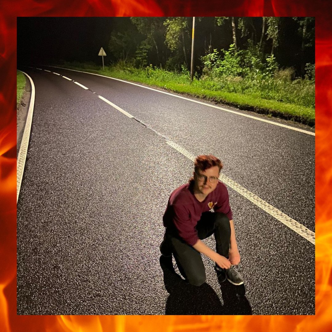 Hi twitter we have a brand new single releasing this Friday and it's got an unnecessarily long name!!

'The Long Wait (or, Ive spent more money on taxis to the hospital this week than on food)' is our first new song in ages! Keep and eye for it this Fri 17th! xoxo