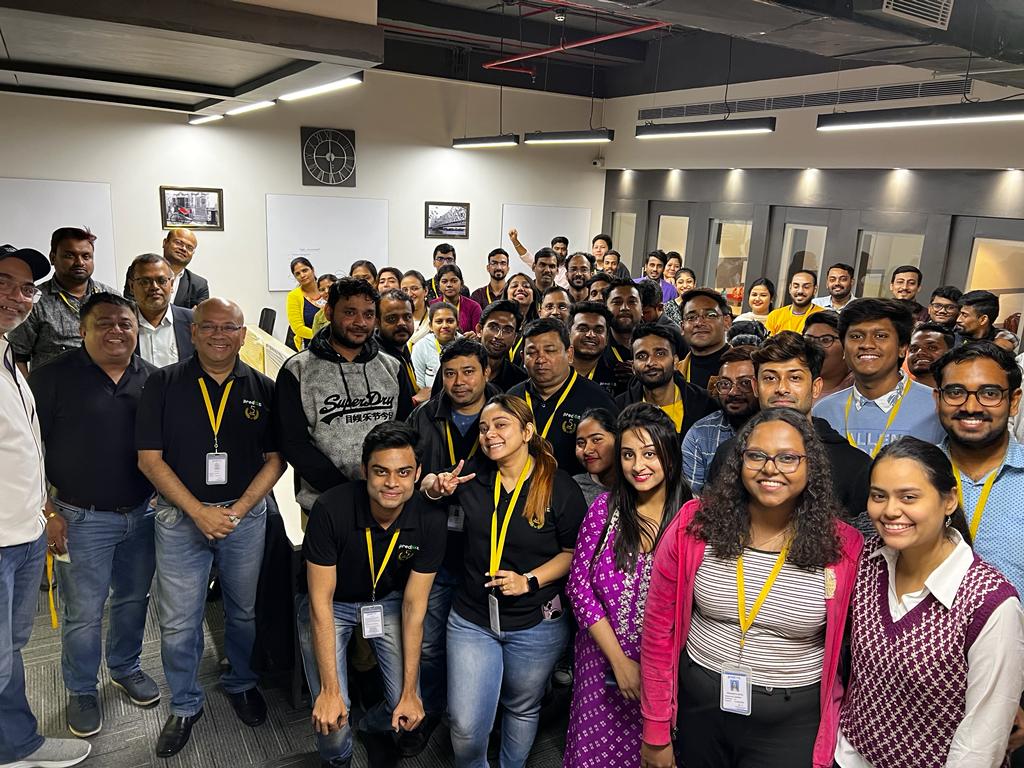 PrediQtit's tweet photo. Team PrediQt New Office Puja & Inauguration❤️.
#newofficeinaugral #editiontothefamily #teamgrowing https://t.co/ilqf9BEyYp