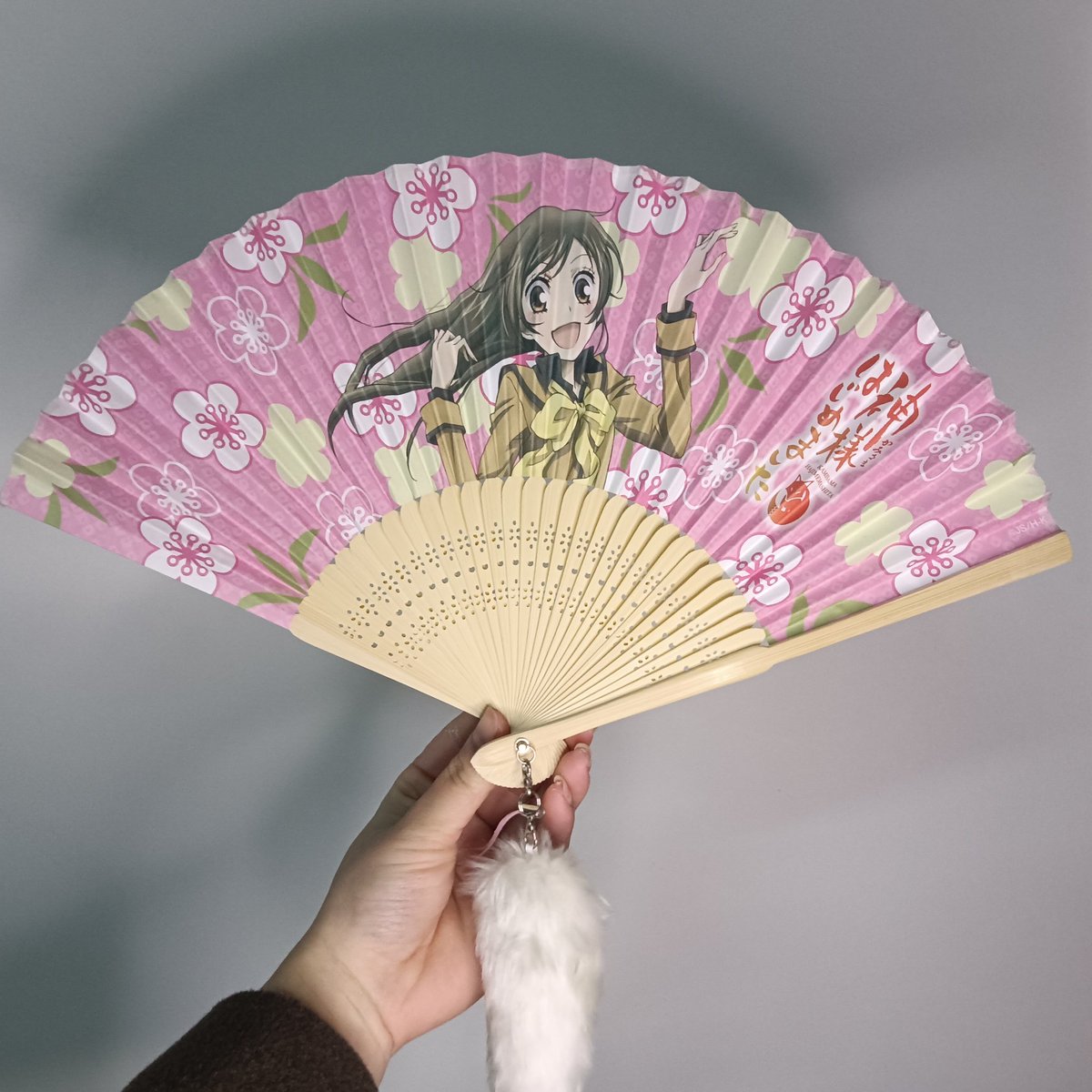 2sheepyang's tweet photo. 神様はじめました
美丽的扇子🥰🥰奈奈生的粉色超级可爱🥰🥰 https://t.co/4kCL9Suasj