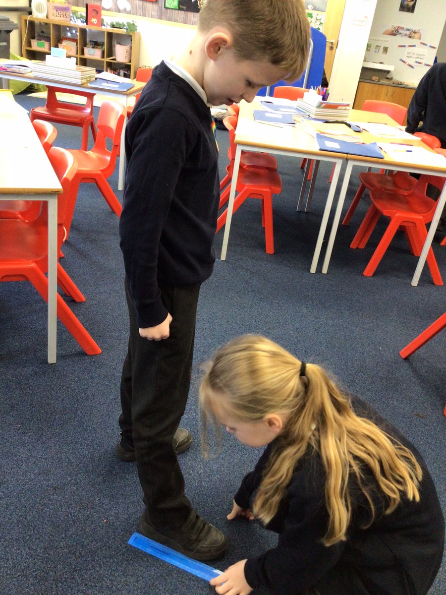 CastlewayY3's tweet photo. Y3 had a fun morning measuring the height and foot length of their friends. #WeAreMathematicians #WeAreCastleway https://t.co/51sxm7cXZo
