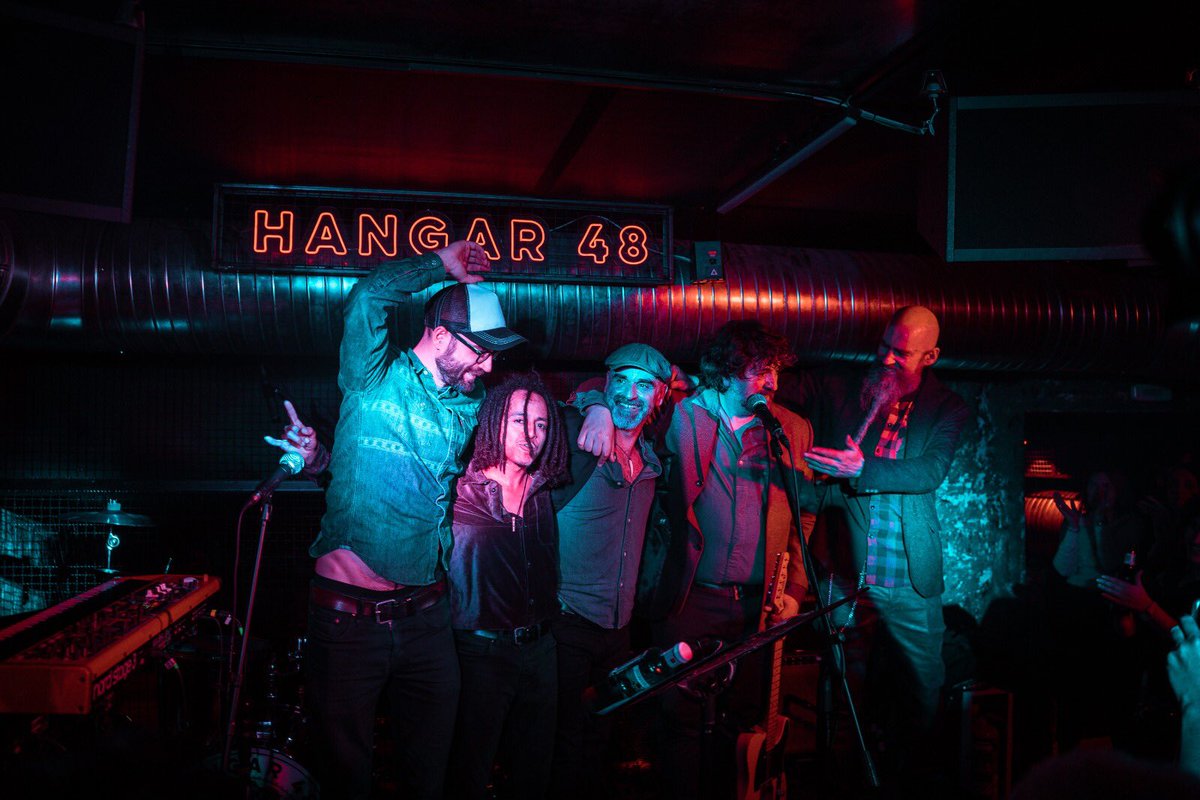 ❤️‍🔥¡GRACIAS, MADRID!❤️‍🔥 No hay experiencia más gratificante que jugar en casa. El sáb 11 de feb #TheGrooveFamily logramos el tan deseado #SOLDOUT en <a href="/Hangar48Madrid/">Hangar 48 Madrid</a>. Seguiremos poniendo todo nuestro cariño y nuestro esfuerzo para que esta familia no pare de crecer. ¡Allá vamos! 🔥