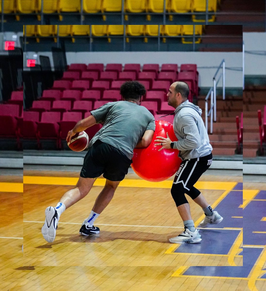 JT_Basketball's tweet photo. ¡LENTO! ES LA MANERA MÁS RÁPIDA DE CONVERTIRNOS EN QUIÉN PODEMOS LLEGAR A SER. #IAMTEAMJTB 

📸 @78efx https://t.co/oHINiU2VPK