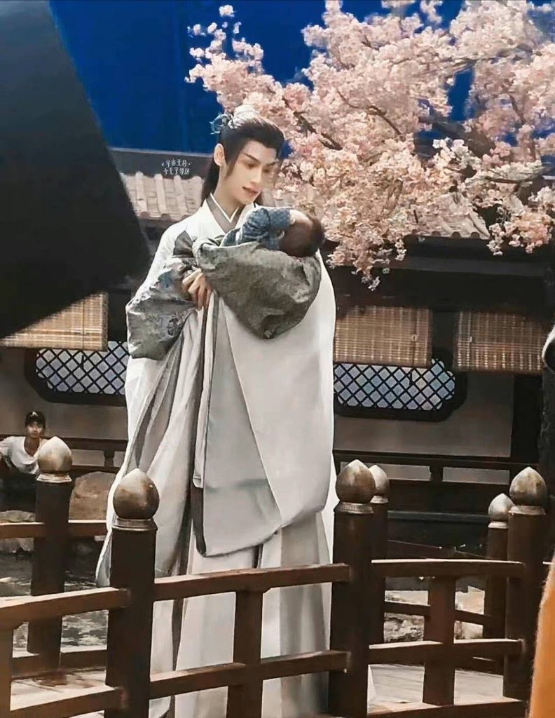 puppydragons's tweet photo. Pretty shizun🥹🦋 https://t.co/K8RyAcGsfG