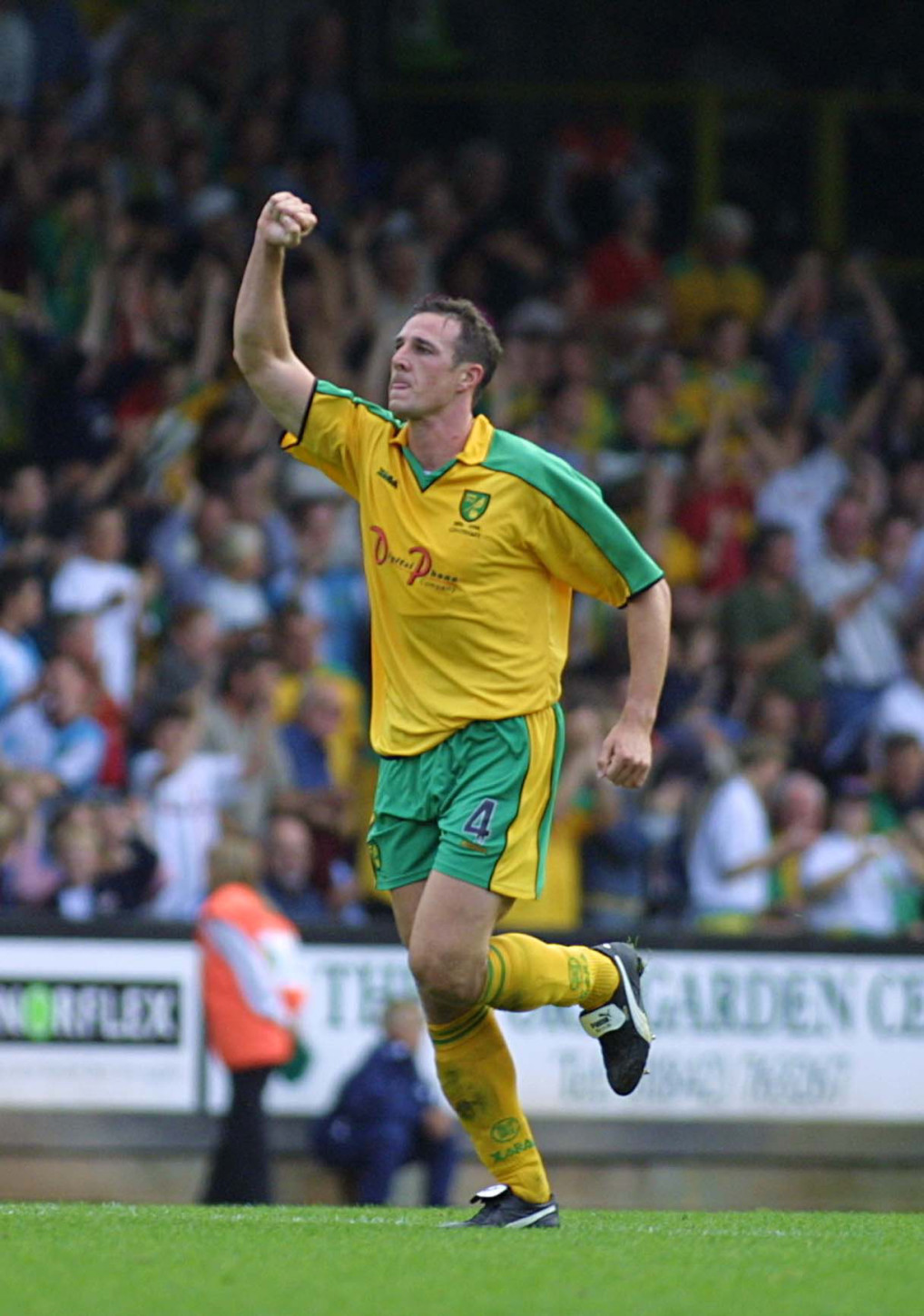 Happy birthday to former defender and captain Malky Mackay        2 3 2 games & 1 7 goals 