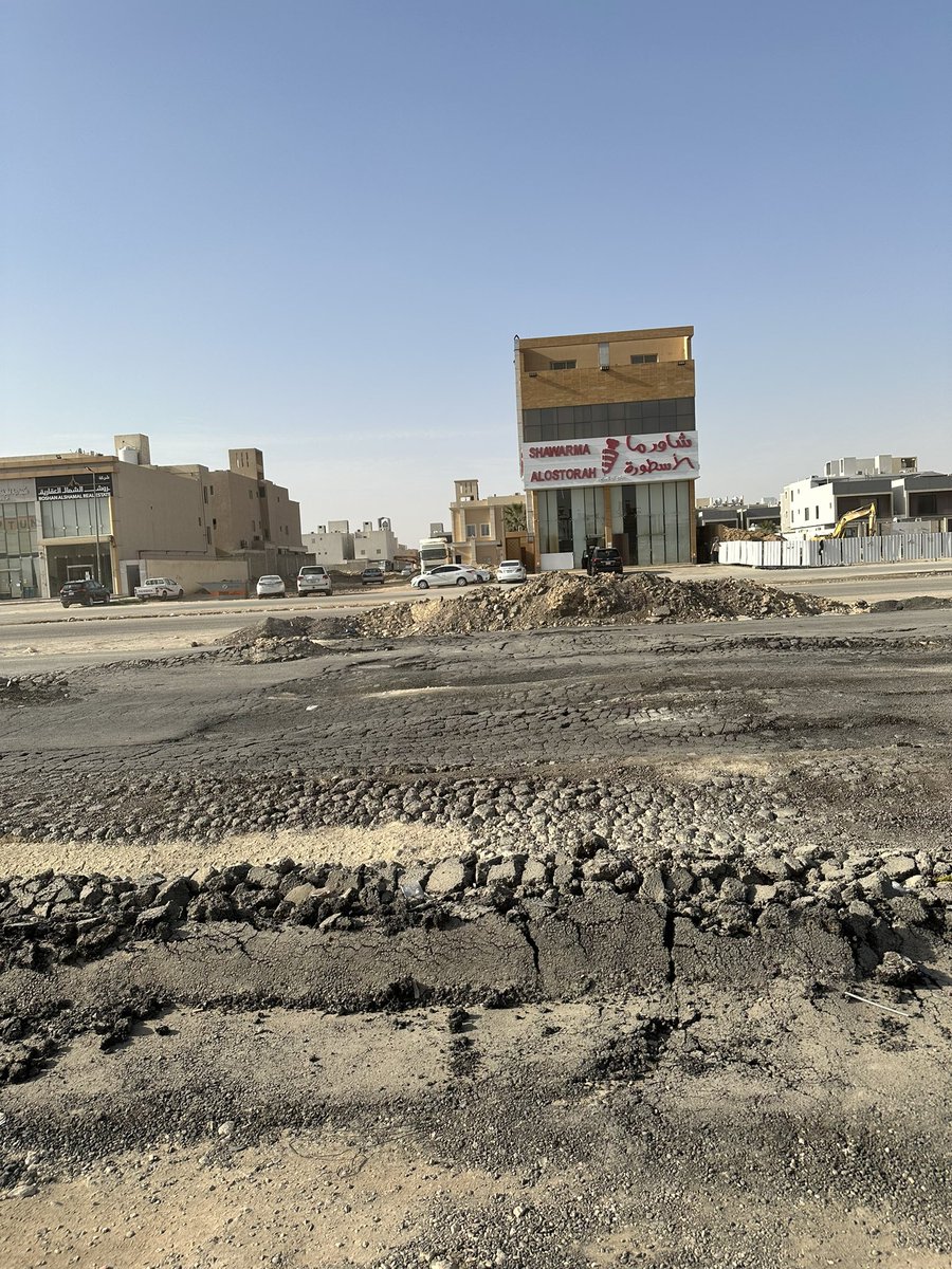 Abdrhman_Saud's tweet image. شارع رئيسي في الرياض - حي العارض