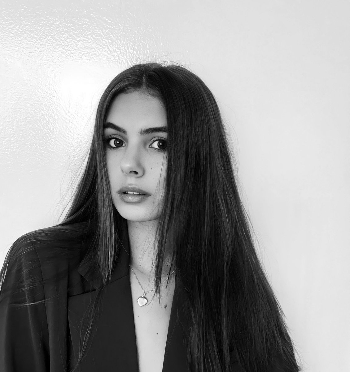 All eyes on YOU (series 4) <a href="/YouNetflix/">YOU</a> <a href="/netflix/">Netflix</a> 
But seriously, I’ve already binged watched the first 5 episodes!🙈