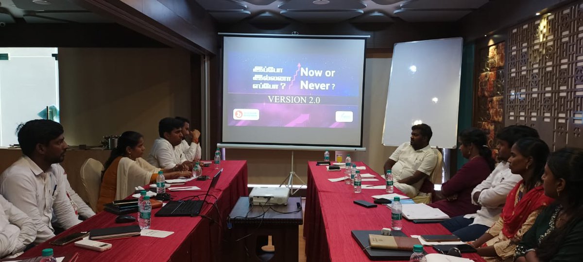 TaiyangxiL's tweet photo. "NOW OR NEVER ","Version 2.0" 
#Taiyangxi #drsugumarbalakrishnan #sugumar #balakrishnan #jbgroup #hotelsaiba #businessmeeting https://t.co/e14aGloPH5