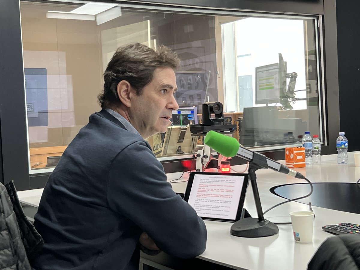 BoschiGimpera's tweet photo. #UBalsMitjans | Investigadors de la UB participen en el programa #Lideratges d'Onda Cero Catalunya per parlar de la importància de les ajudes en els projectes de recerca.

🎙️ Emissió del programa: 

🗓️ 16/02 🕗 De 19 a 20 h
💻 Web Onda Cero

🗓️ 18/02
📻 De 6 a 7 h per FM https://t.co/JGfSZ1DzC7