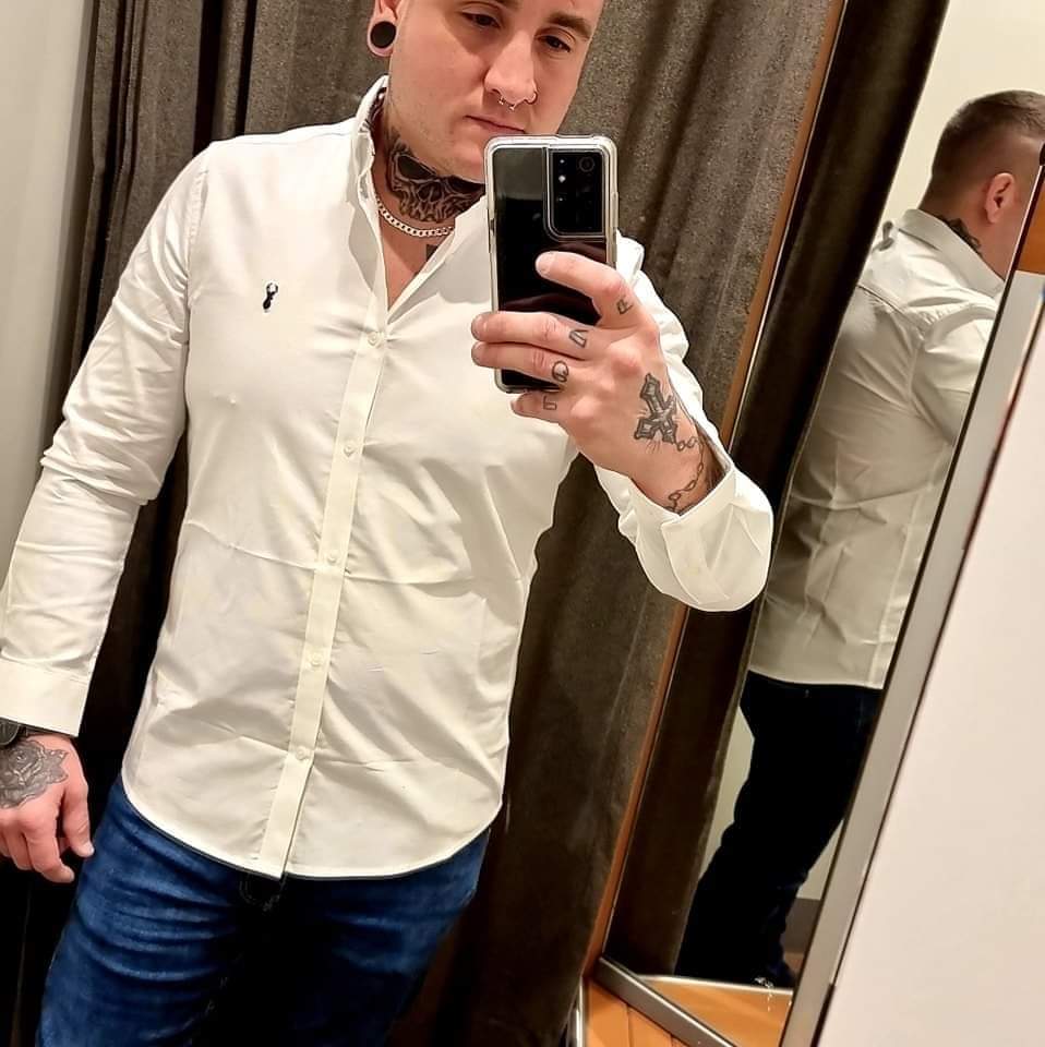 piercedtatted90's tweet photo. 5 buttons and a zip to undo 🤪 😈 https://t.co/oK2tkQS3ey