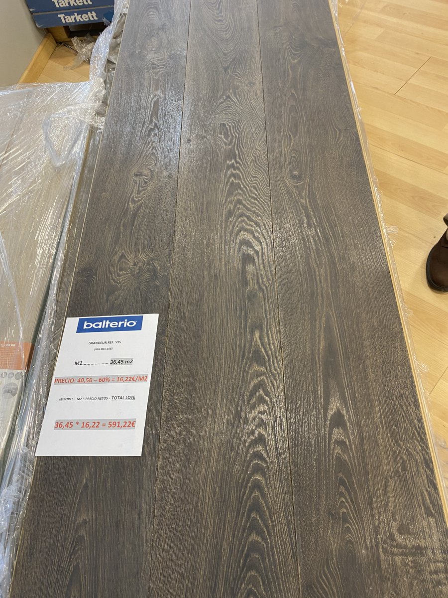 MaryanDecora's tweet photo. Otro formato grande en oferta por liquidación es el de los #sueloslaminados #balterio un formato elegante y muy resistente a un gran precio https://t.co/4d5k4gjLSN