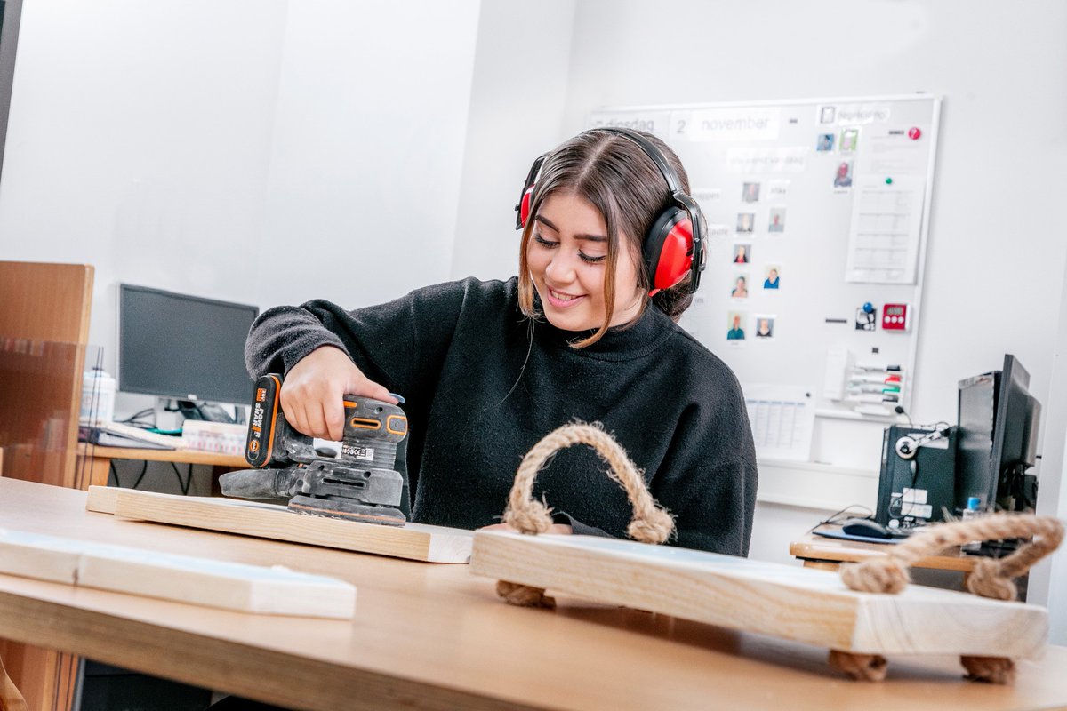 Driestroom neemt deel aan pilot #Ontwikkelingsgerichte #Indicatievrije #Dagbesteding. In deze pilot kunnen inwoners van de gemeenten Nijmegen en Berg &amp; Dal zich zonder indicatie melden bij deelnemende locaties voor dagbesteding. Meer lezen over deze pilot? bit.ly/3YteScd