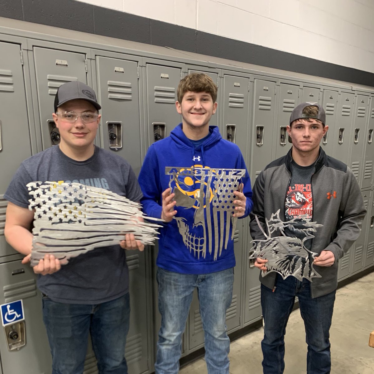 Tristarcc1's tweet photo. Tri Star Career Compact welding students have learned how to operate a CNC plasma cutter.  Some of their projects will be posted here. Thanks to Crown Equipment Corp. for donating the plate steel that allows students to create cool projects! #cncplasma #welding #skilledtrades https://t.co/6MGbTfUd9n