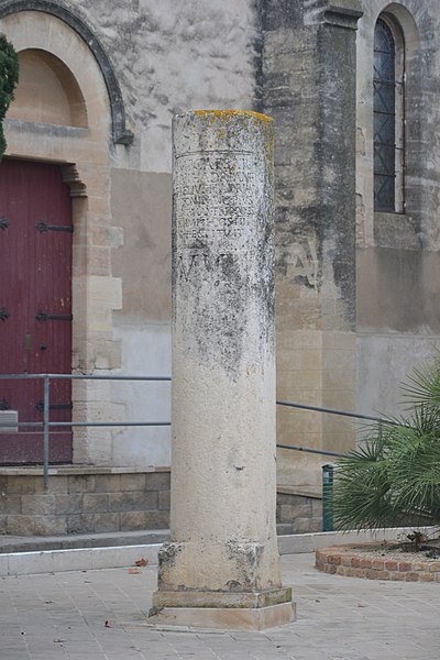 MonumentumFr's tweet photo. Borne milliaire d'Antonin-le-Pieux à #Manduel (#Gard) Construction IIe siècle. Borne milliaire d'Antonin-le-Pieux (cad. AB 196) : classement par arrêté du 5 juin 1973.
Suite 👉 https://t.co/3DiBqCa8q8
#Patrimoine #MonumentHistorique https://t.co/mHDxLp7P7D
