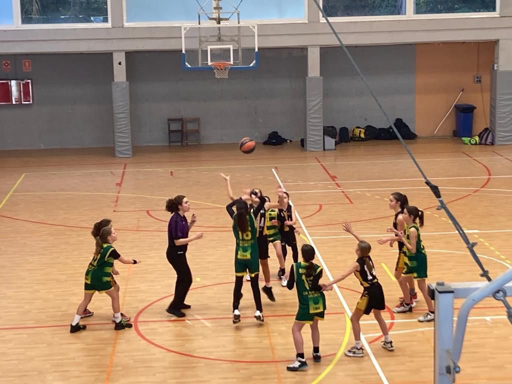 C.B Manyanet Les Corts tweet media