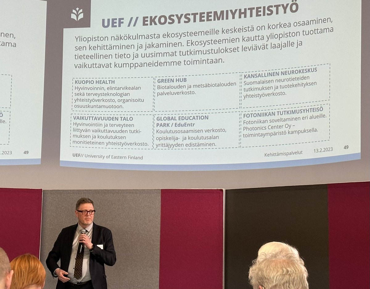 Itäisen Suomen vision julkistamistilaisuudessa <a href="/UniEastFinland/">University of Eastern Finland</a> rehtori @jmonkkone painotti mm. yhteistyössä toteutettavaa ekosysteemiyhteistyötä, osaamiperusteista maahanmuuttoa sekä jo olemassa olevien rakenteiden vahvempaa hyödyntämistä.