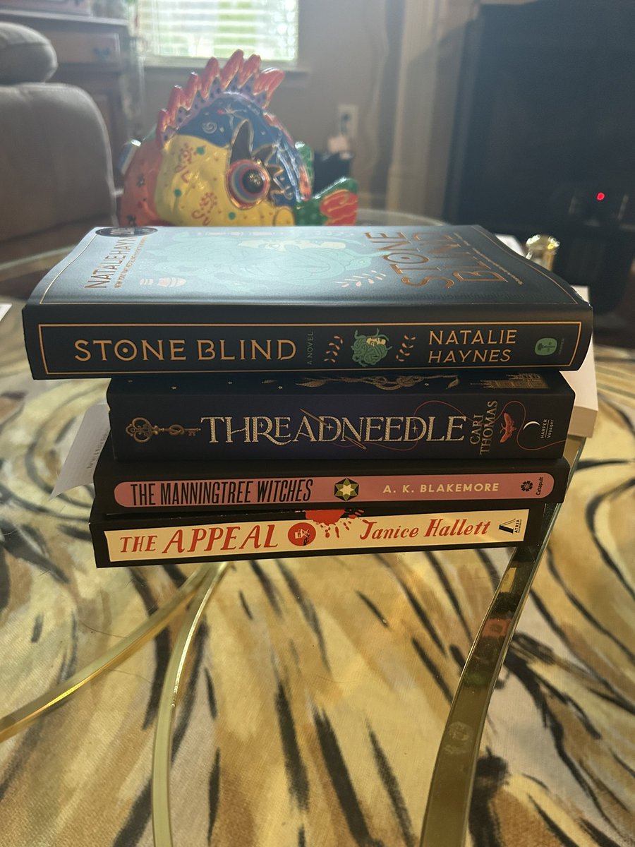 Maybe went overboard at the bookstore? Nah, no such thing! #bookworm #nowreading