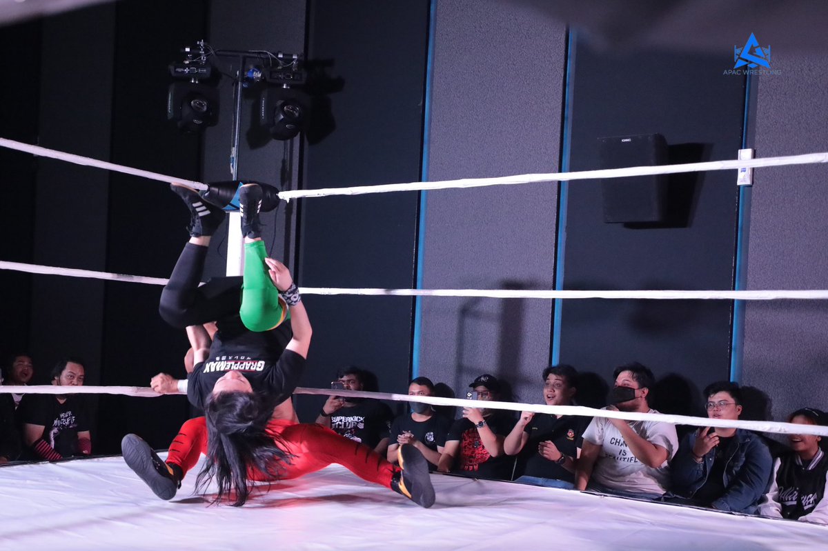 Azroy Mutar @ongyc, one half of Aussie Aussie Aussie of @Grapplemax, makes his ...