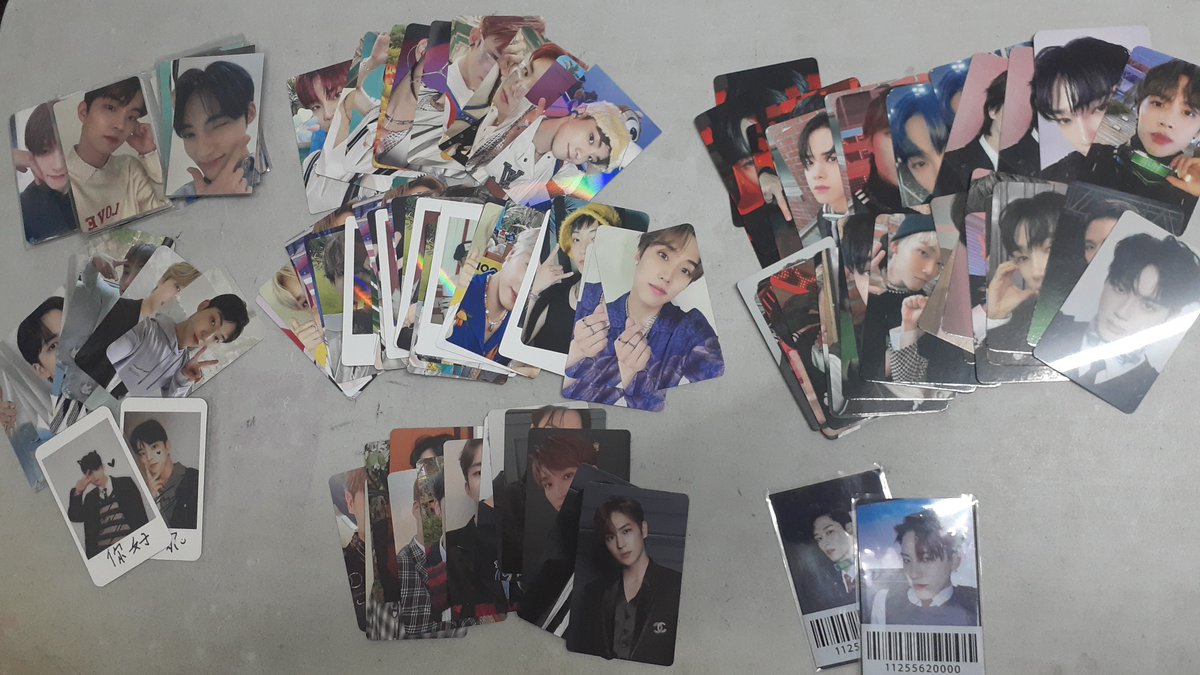colacarts's tweet photo. wts lfb the boyz sealed unsealed albums photocards

P7,500 everything in pics
1 - official md, fanmade merch, dalgom doll
2 - 9 old unsealed albums
3 - 7 sealed whisper albums
4 - assorted pc's &amp; pob's (3 @ top left are ot11 sets)
+ 2021 membership kit full inclusions except card https://t.co/gmMonMB30b
