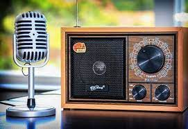 MRobinsonDC's tweet photo. #JuventudIntegraciónYPaz En el Día Mundial de la Radio @MRobinsonDC felicita a todos esos comunicadores que emplean este medio  para  informar en todos los rincones de #Venezuela 
@Sociabolivarian @_LaAvanzadora @ZonaEducCaracas @PartidoPSUV https://t.co/OZoizTT0mo
