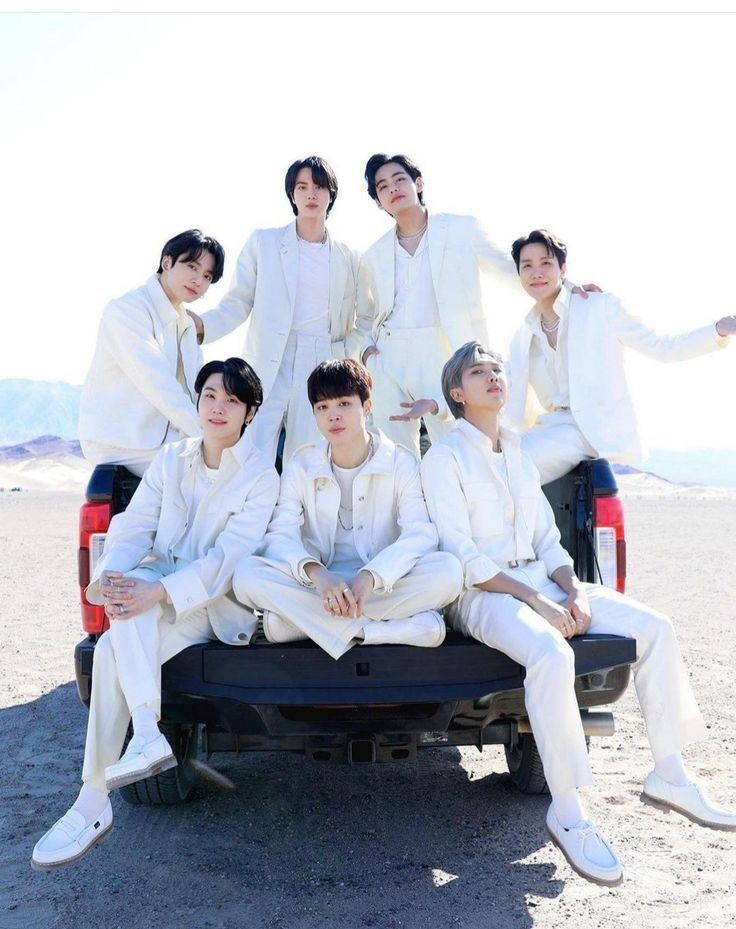 O #TXT se junta ao BTS e se torna o único artista coreano a ultrapassar 800 MILHÕES de curtidas no TikTok!🎉

#투모로우바이투게더