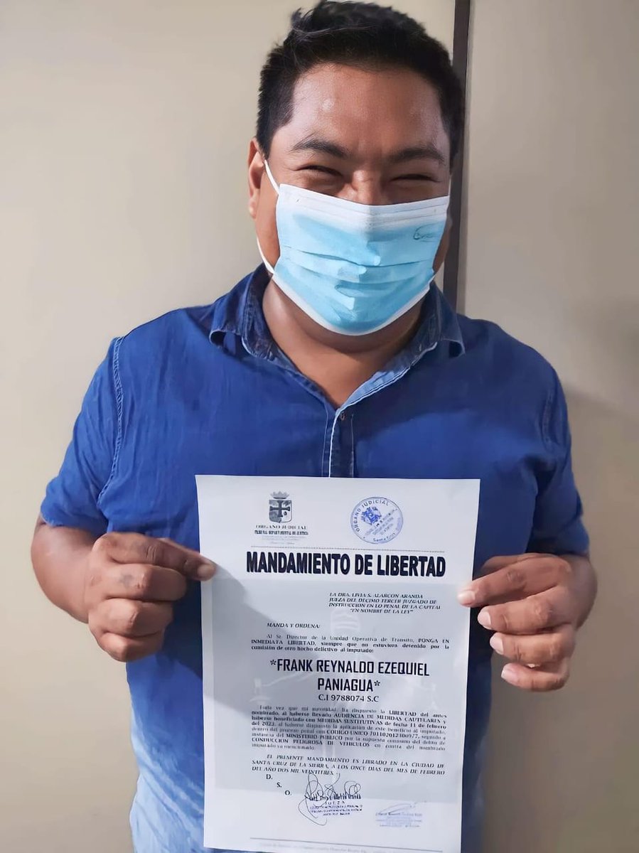LucamperoBol's tweet photo. Por que quiero reforma judicial?
Porque en casos como estos se ve lo podrida que está la justicia, fiscalía y policía.
Reynaldo Ezequiel presumiendo su impunidad ante la sociedad indignada por los abusos del aparato judicial, escribiendo su mentira masista como si fuera verdad. https://t.co/YXZutHvC8y