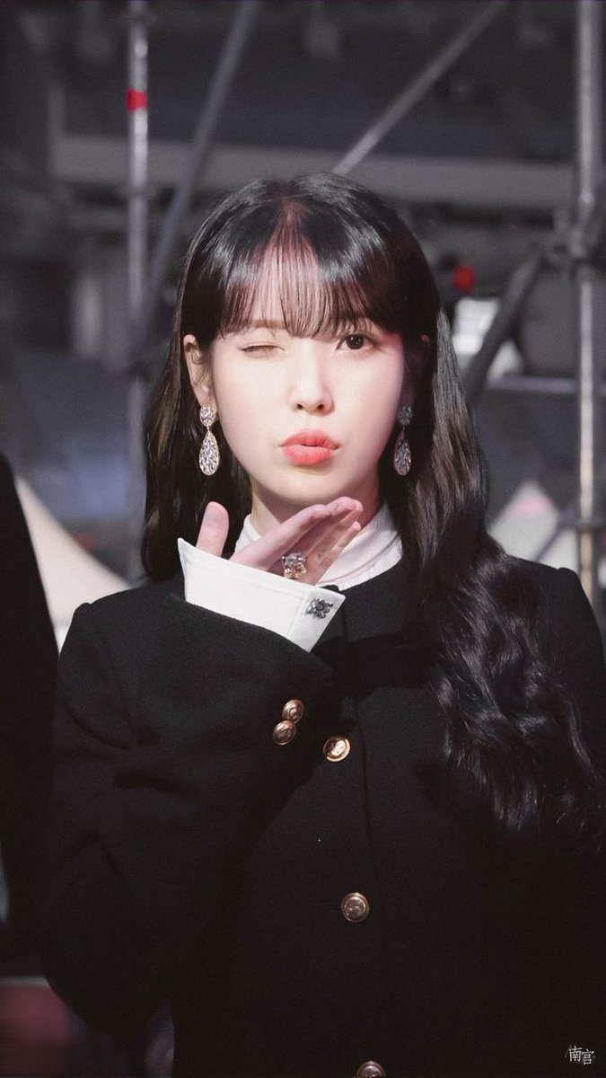 iu_pics's tweet photo. https://t.co/edC4Aki4zv