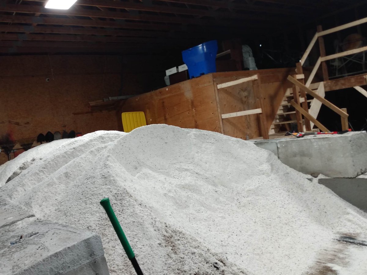 ManagementTwin's tweet photo. Happy Monday!! You will still need salt, the winter is not over. Call Twin Property Management for pricing. Commercial &amp; Residential. 613-243-3664. #salt https://t.co/WtgWGkxF7u