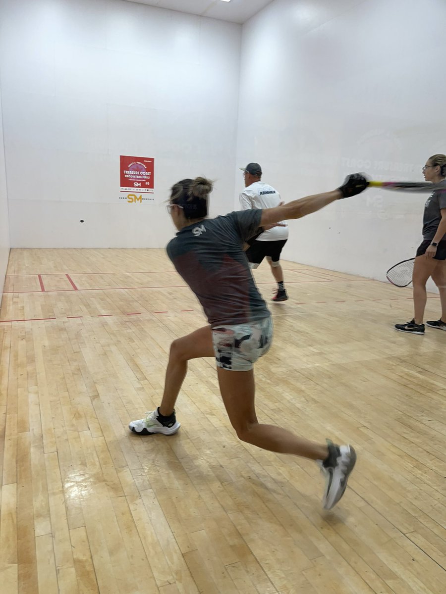 SudsyM's tweet image. Women of Racquetball &amp;gt; 
😍💛💪🏻#Racquetball 
We Are Racquetball #backhand 
@LPRTour @verosmalo